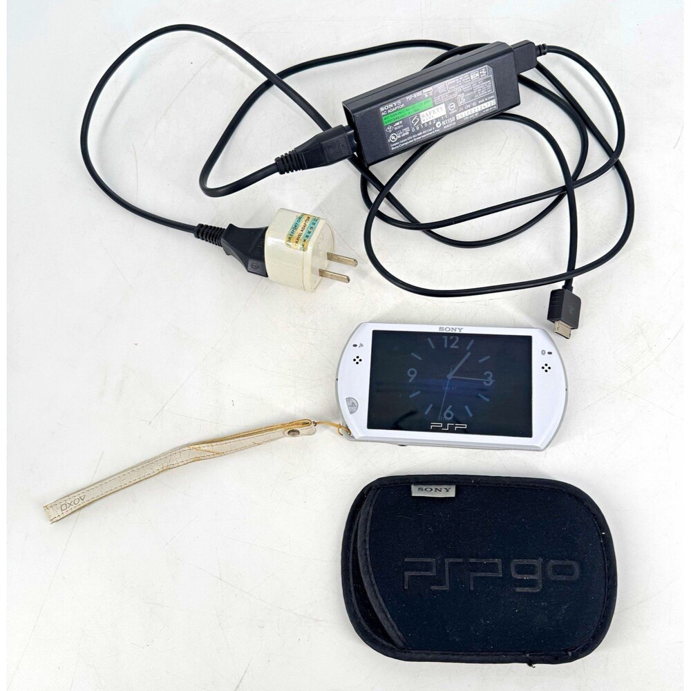 Sony PSP Go White PSP-N1006 Handheld Console 6.35 PRO-B6 Charger Case Tested
